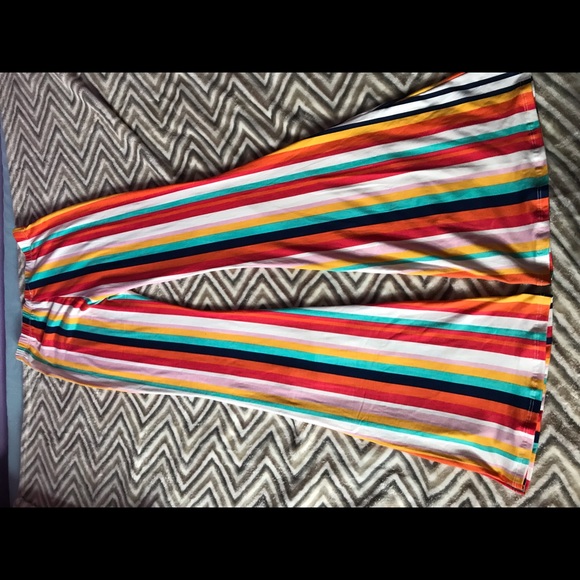 Bell bottoms - Picture 4 of 4